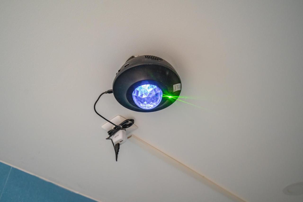 Capsule Ocean - Jacuzzi - Billard - Netflix - 2 - Cuisine