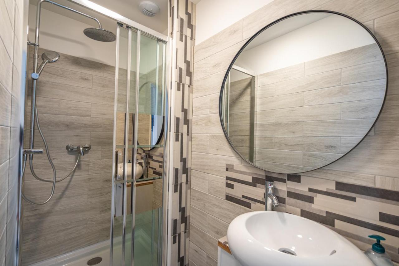 Apartment Capsule Ocean - Jacuzzi - Billard - Netflix - 2 - Cuisine Valenciennes
